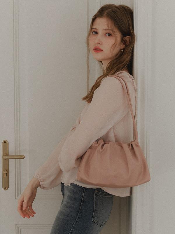 미네뜨 숄더백 Minette Shoulder Bag - 로즈 탄