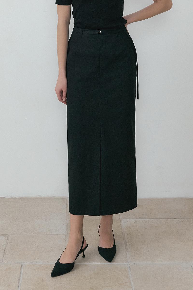 Slit Point Belted Long-Skirt (black)