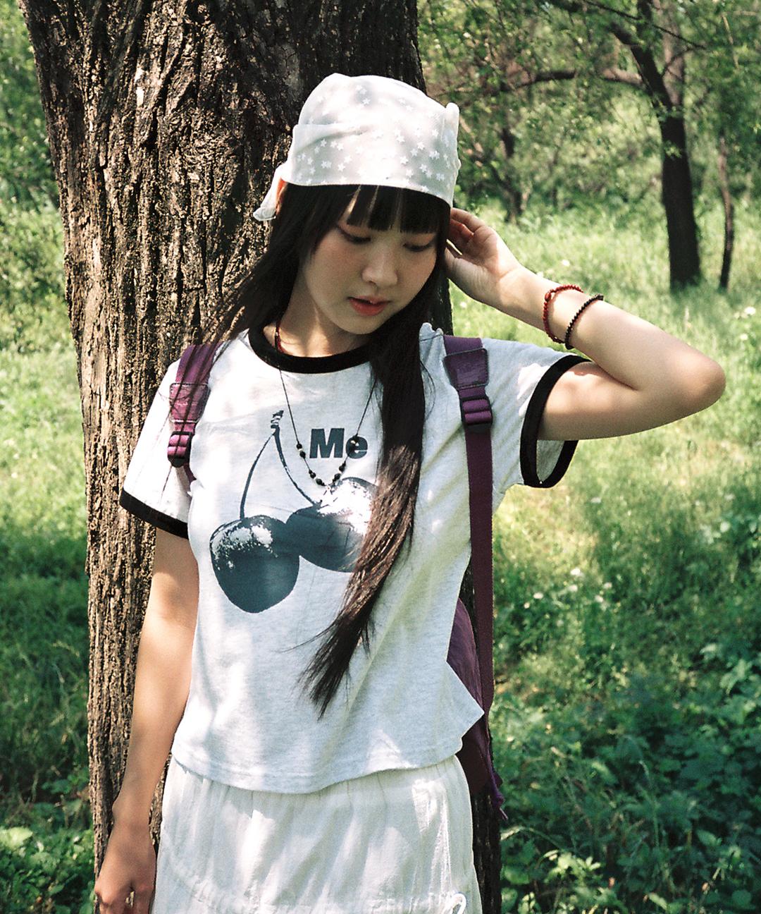 이스트쿤스트 CHERRY CROP RINGER TEE_LIGHT GREY(IK2FMFT527A)