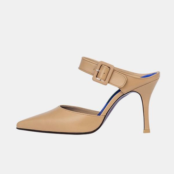 Audrey Hepburn - Beige