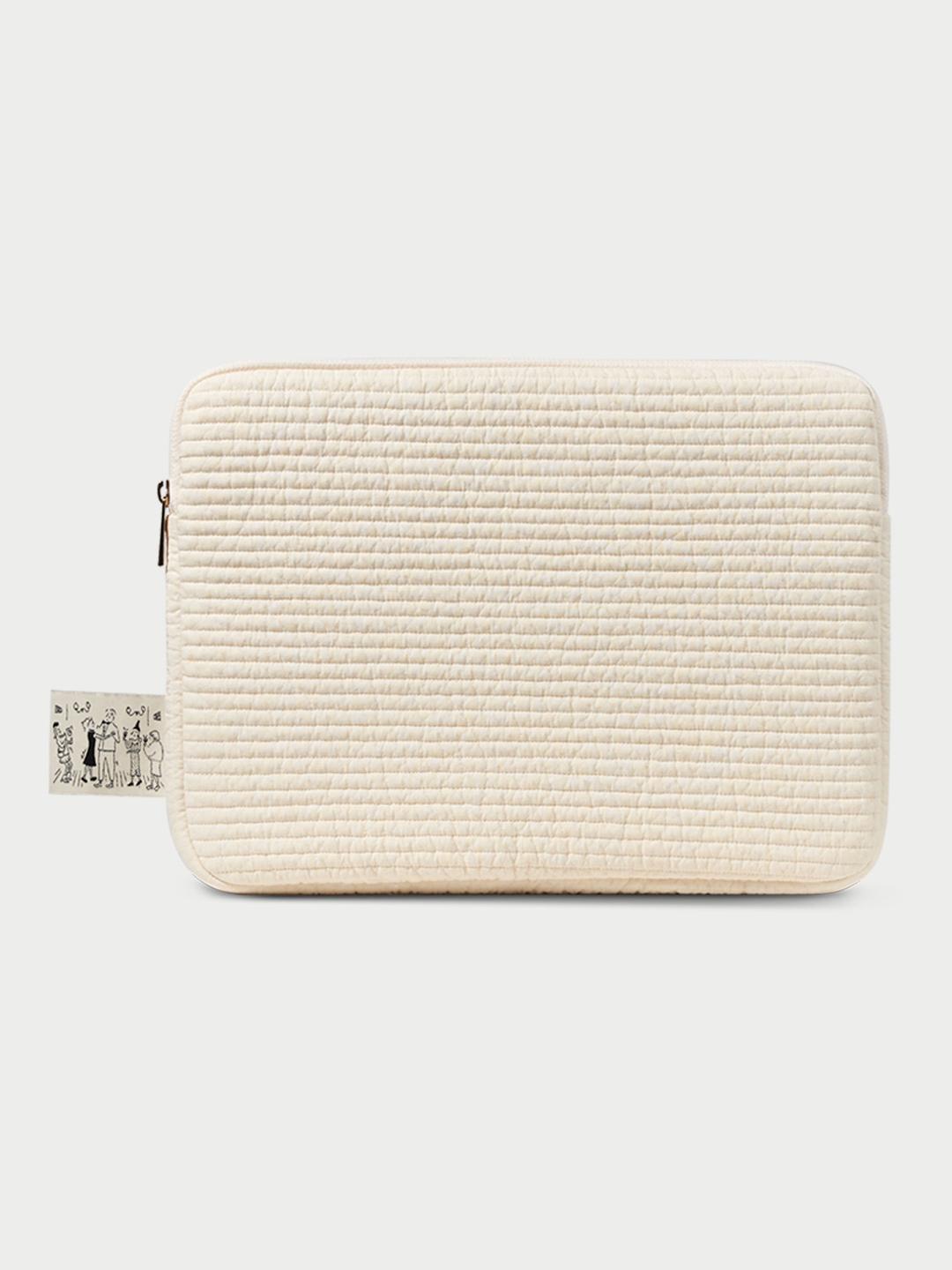 (11th) Quilted Laptop Pouch Vanilla