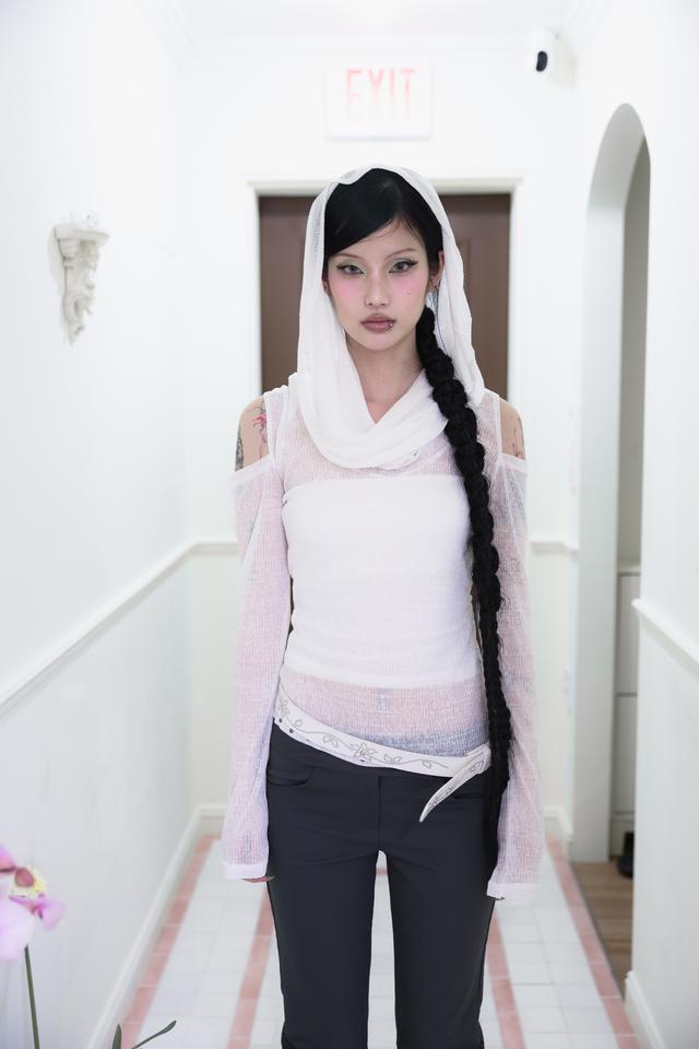 [Pink orchid house] 3way off-shoulder hood T (3color) (White)
