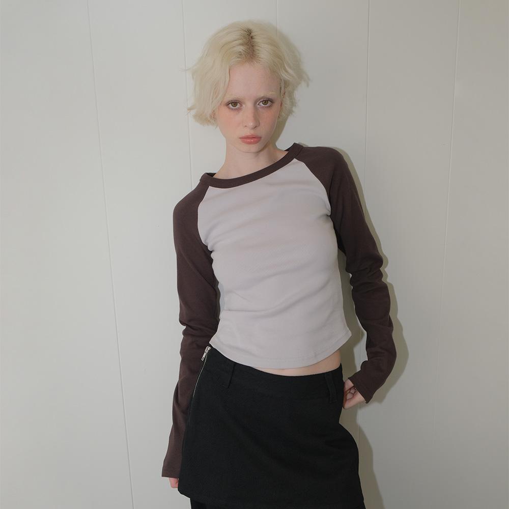 C RAGLAN LONG SLEEVE T-SHIRT_LIGHT GREY