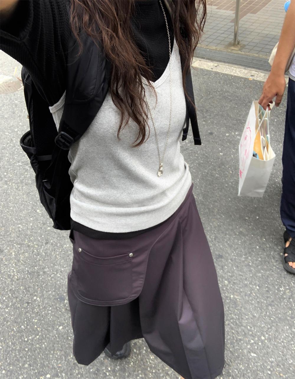 오브나인 [블랙 당일]딥 홀터 sleeveless