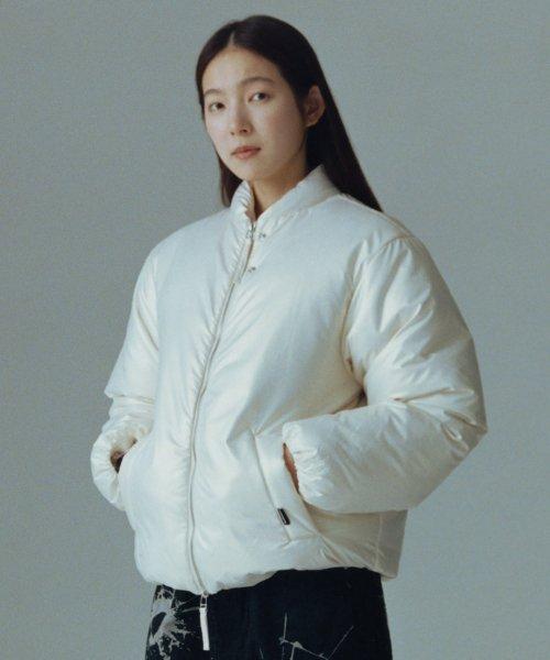 GLOSSY SHORT DOWN PUFFER BEIGE(MG2DWMB903A)