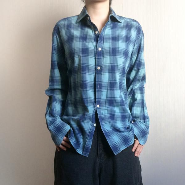 Check pattern shirt