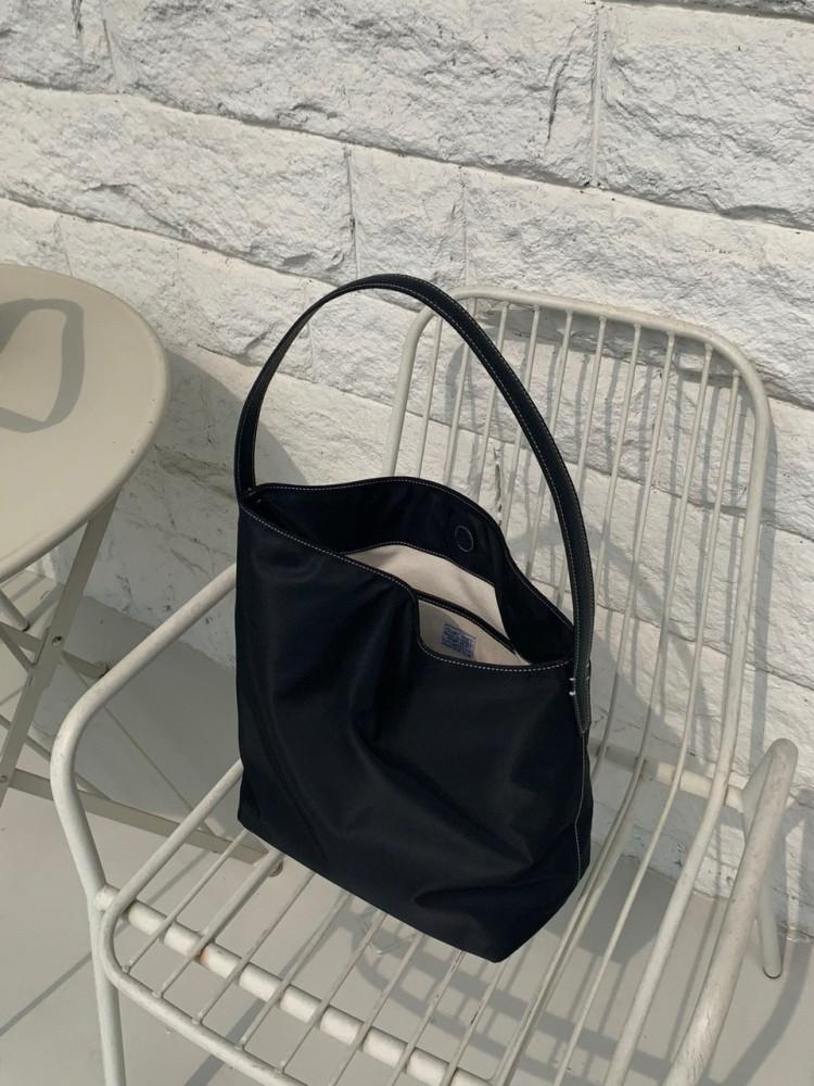 베르가못 파운드 숄더백 나일론 빅 토트백 가방 (2col)