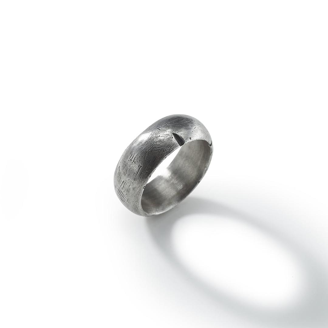 SIMPLE ROUND RING