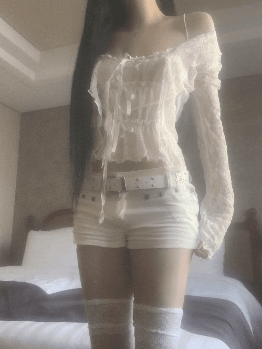 Ener Lace Frill Cardigan (white)