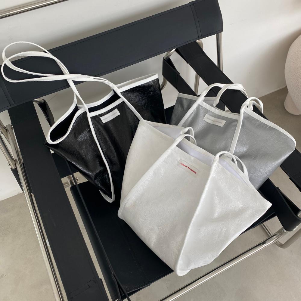 선데이바이선샤인 실버 블랙 화이트 보부상 숄더 에코백