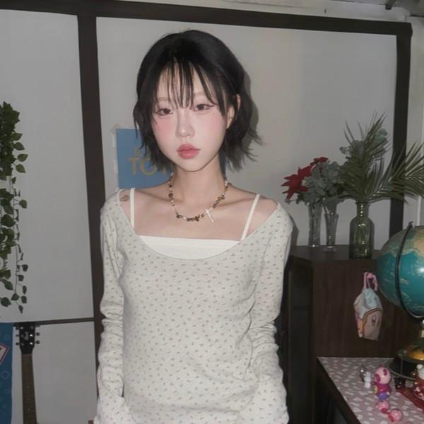 (3color) 잔꽃 펀칭 U넥 긴팔티