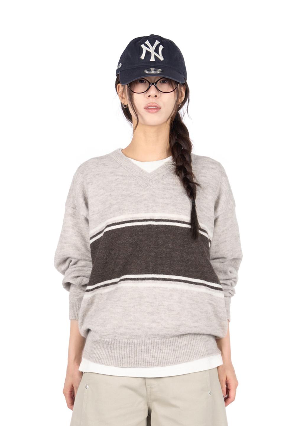 릿킴 HAVE V-NECK KNIT