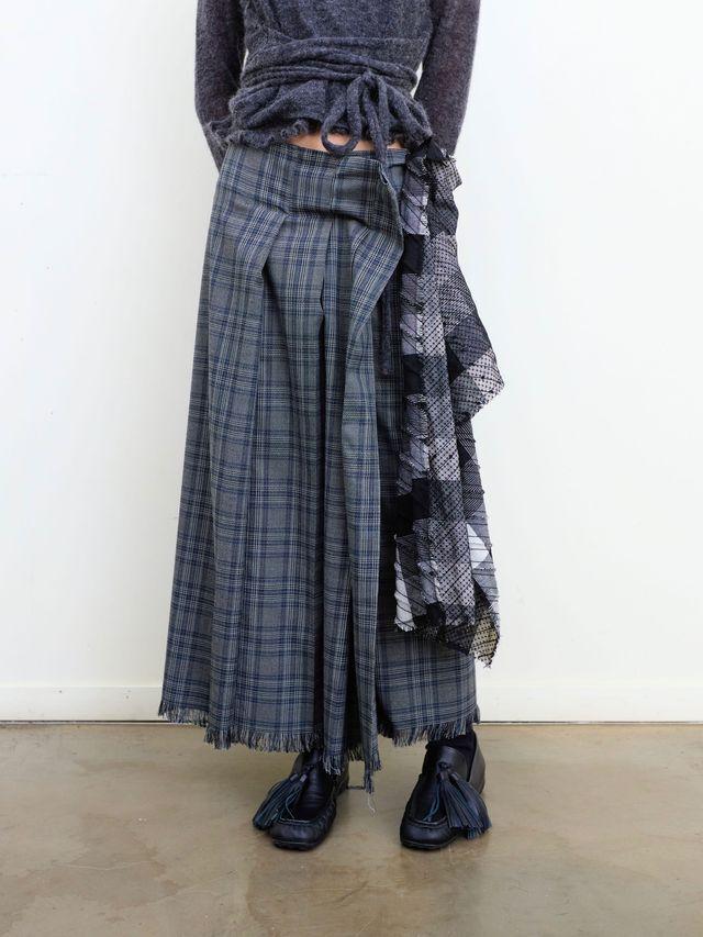[NeverSeez] Pleated Plaid Skirt with Removable Waist Detail