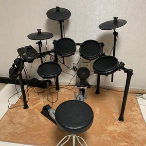 alesis 전자드럼 (Nitro Mesh Kit)