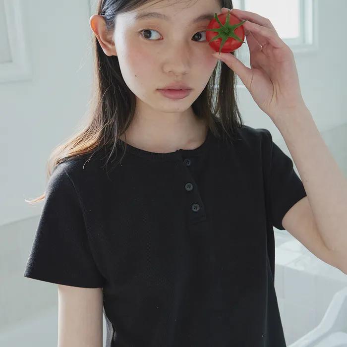 Henley Short Sleeve T-Shirt_BLACK