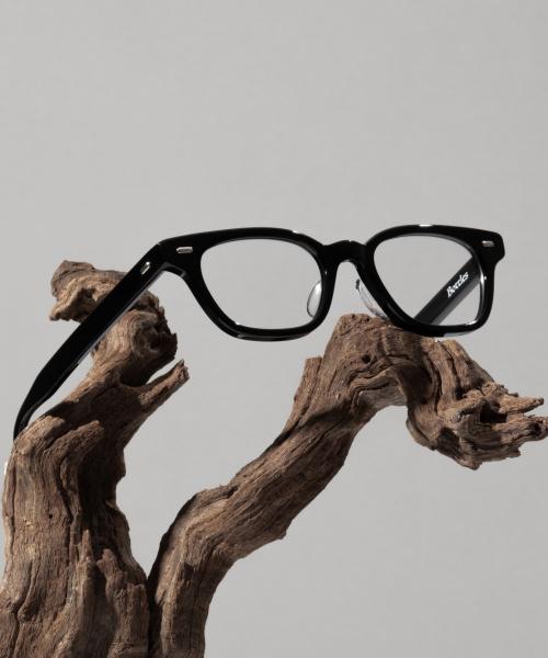 NMR X EGATNIV BOTTLES BLACK