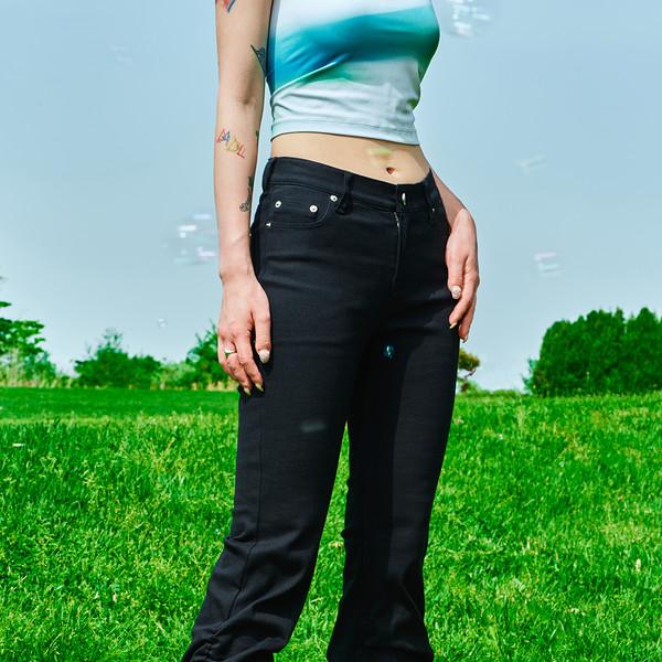 Women shirring bootcut denim pants [black]