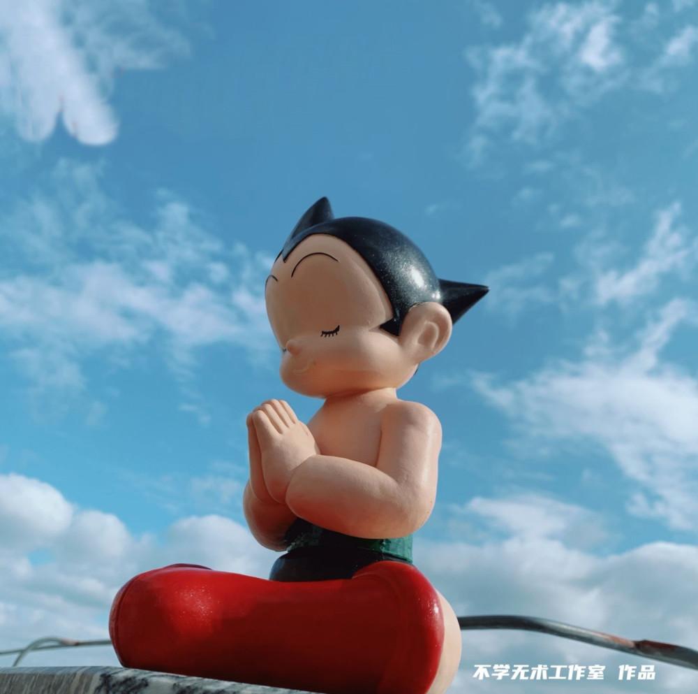 Astro Boy 아스트로보이 철완 아톰 합장 월드 피스 레진 아트 피규어