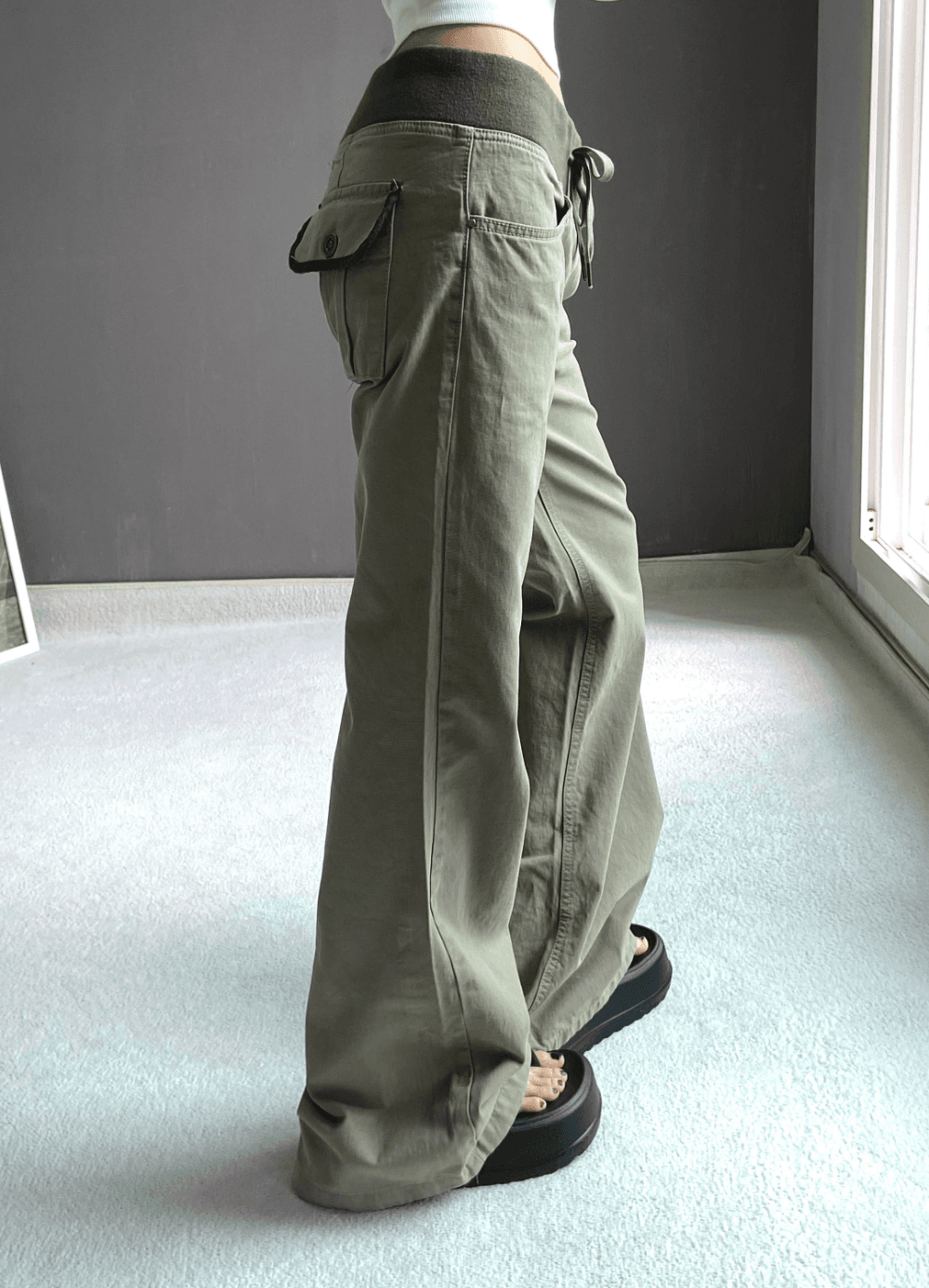 BRITNEY LOW BOOTSCUT PANTS