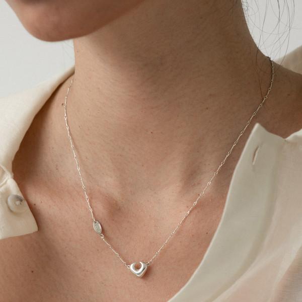 THIN CHAIN RITUAL