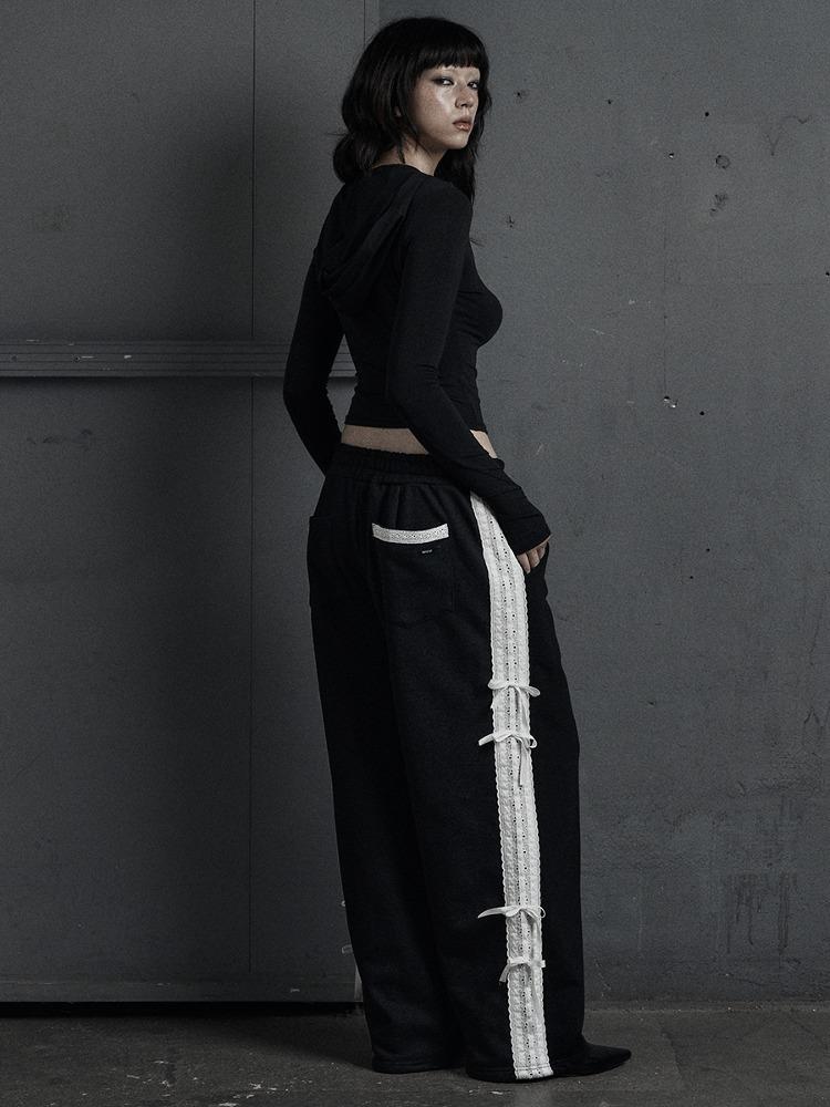 [mnem] race ribbon sweat pants (black)