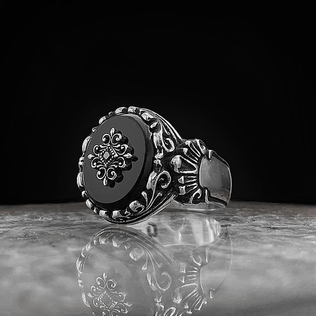 royal onyx ring