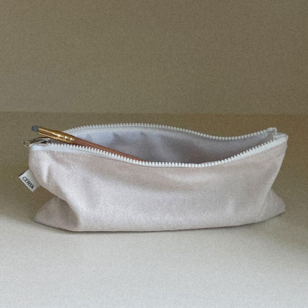 클래식 펜 파우치 01 스웨이드 베이지