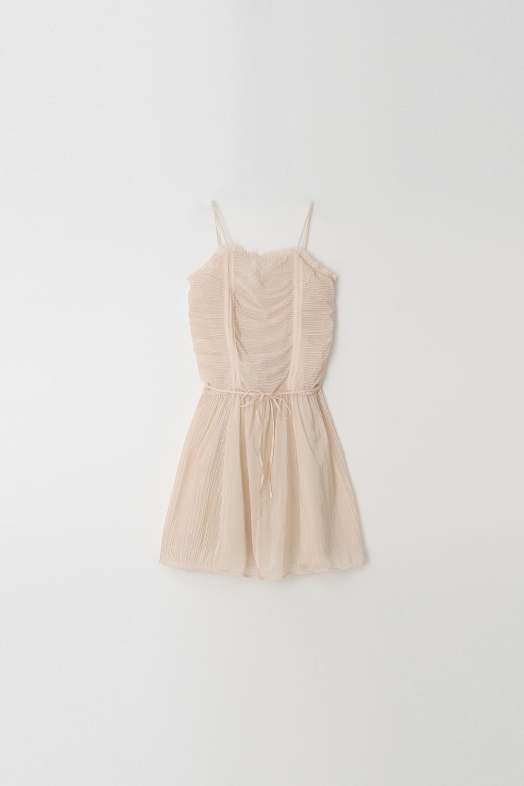 Crinkled Cut-out Dress (beige)