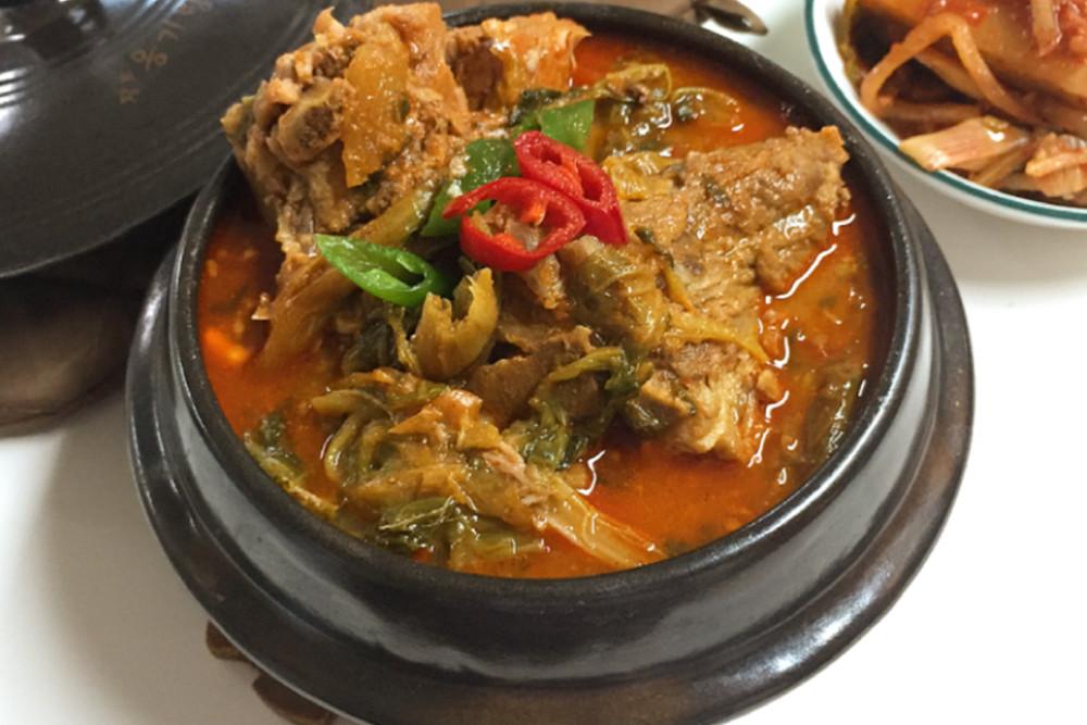 88마성 뼈해장국 우거지 감자탕 1팩1kg 넉넉한양