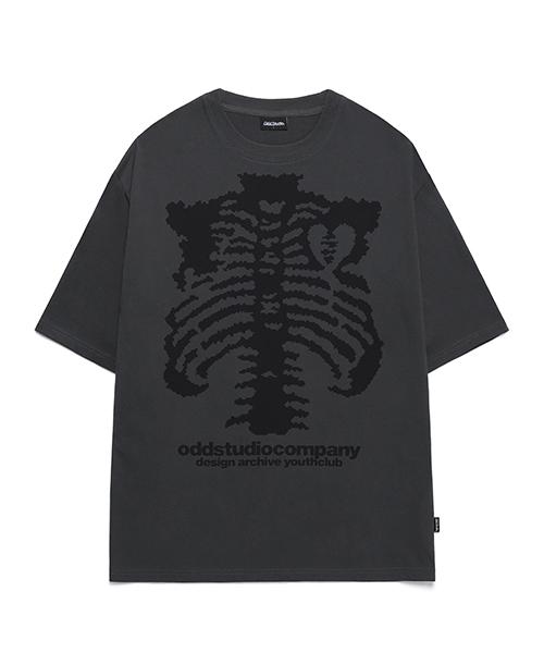 오드스튜디오(ODDSTUDIO)  스컬 픽셀 그래픽 오버핏 티셔츠 - CHARCOAL - 사이즈 & 후기 | 무신사