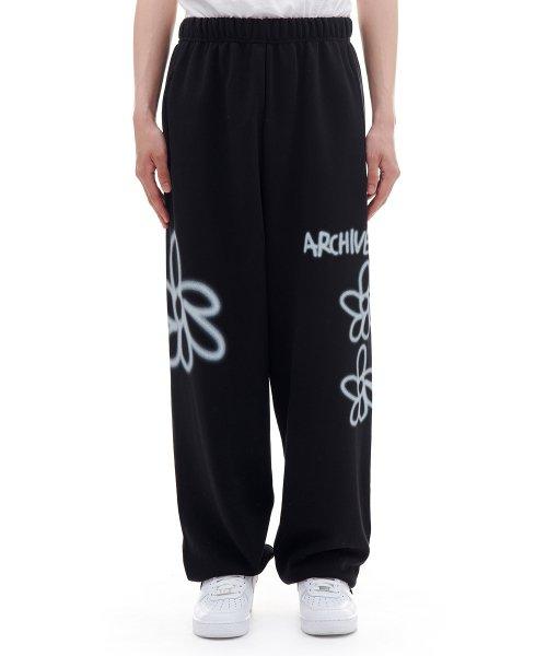 939 DAISY SWEAT PANTS (BLACK)