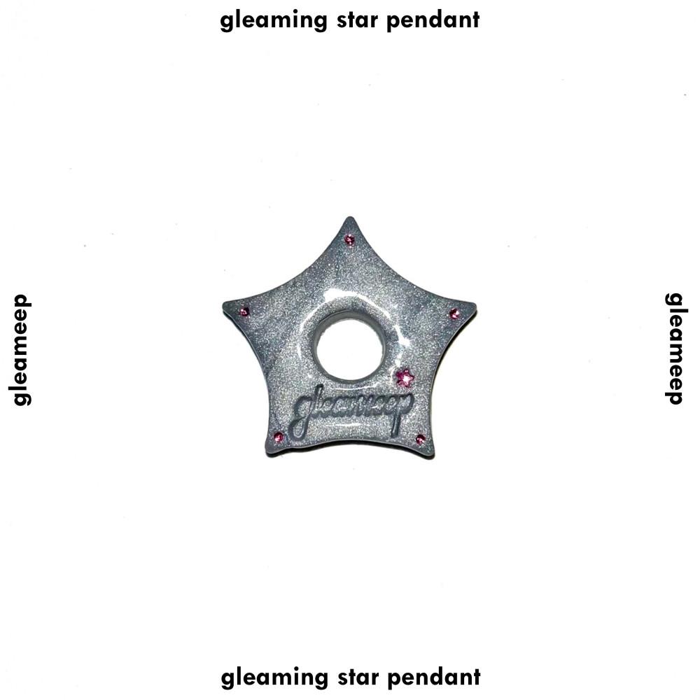 gleaming star pendant [silver bolt]