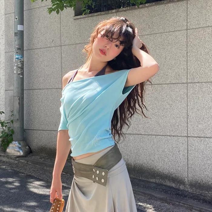 STUDDED ONE-SHOULDER TEE (MINT)