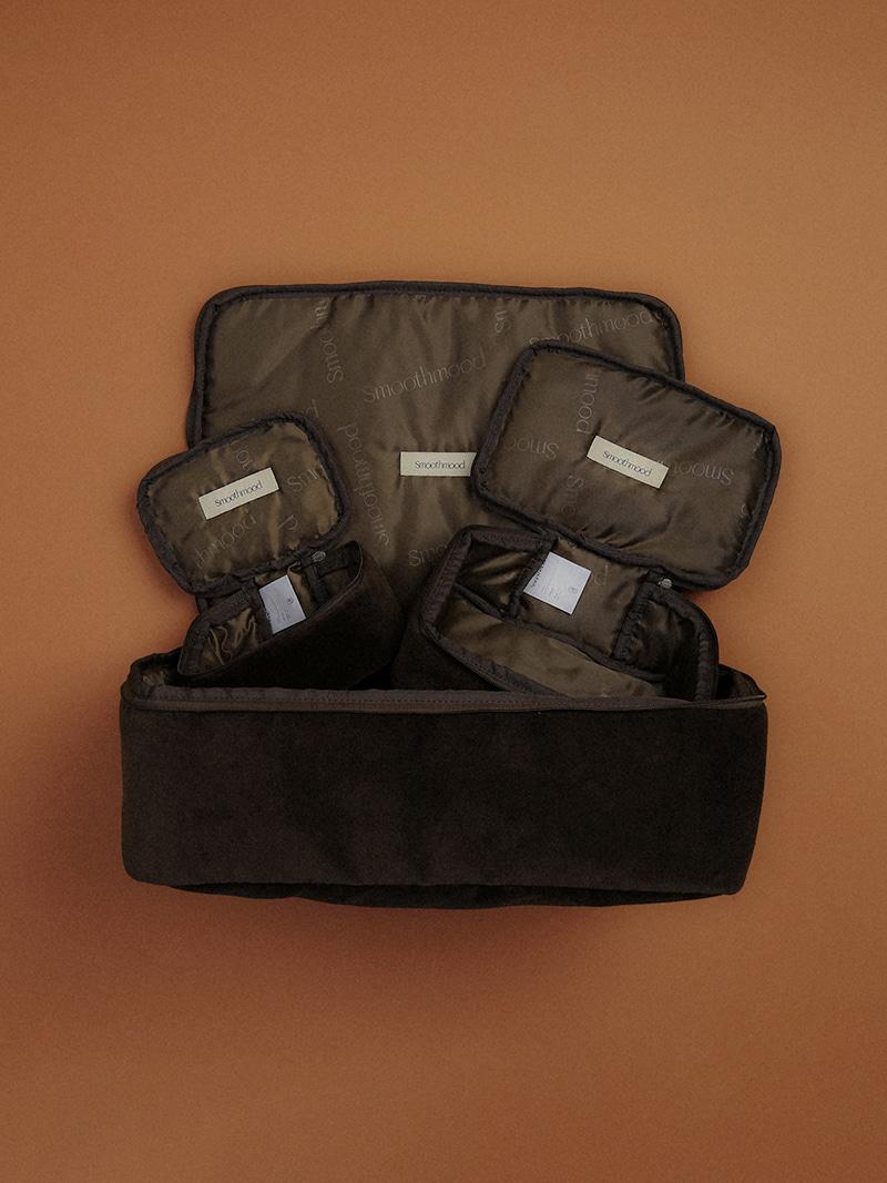 Smoothmood Logo Vanity Case Brown