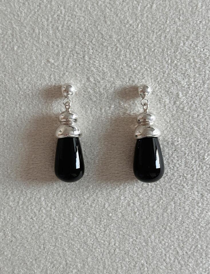 ONYX HOUSE EARRINGS