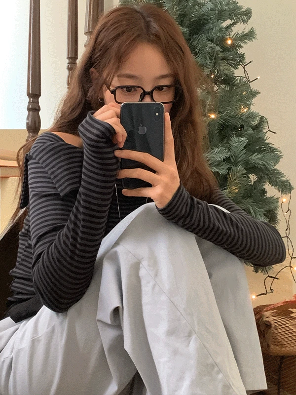 [인기재진행🎀/어깨라인커버] 엘프 쫀쫀 스판 단가라 스트라이프 오프숄더 긴팔 티셔츠