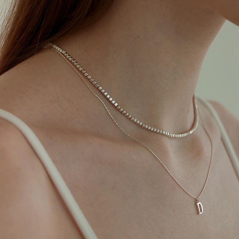 실버 이니셜 목걸이