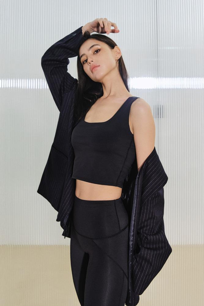 겨살커버 심플크롭탑 - 블랙 (XS/S/M/L/XL)