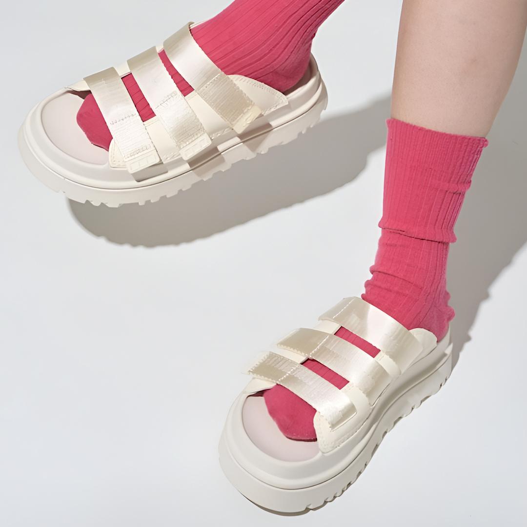 UGG 어그 골든 글로우 여성 플랫폼 스트랩 자스민 빅키즈 GS 슬리퍼