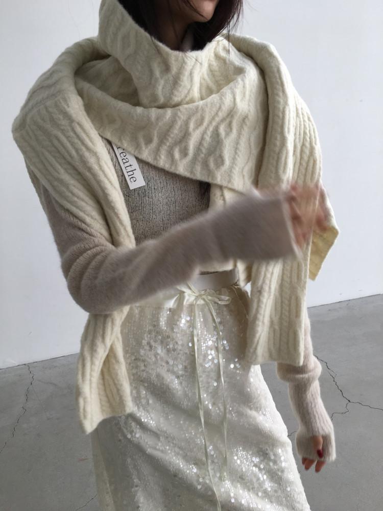 breathe 브리드 알파카 케이블 머플러 꽈배기 목도리