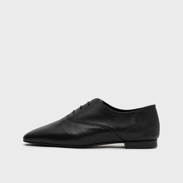 NUCA OXFORD FLAT_BLACK
