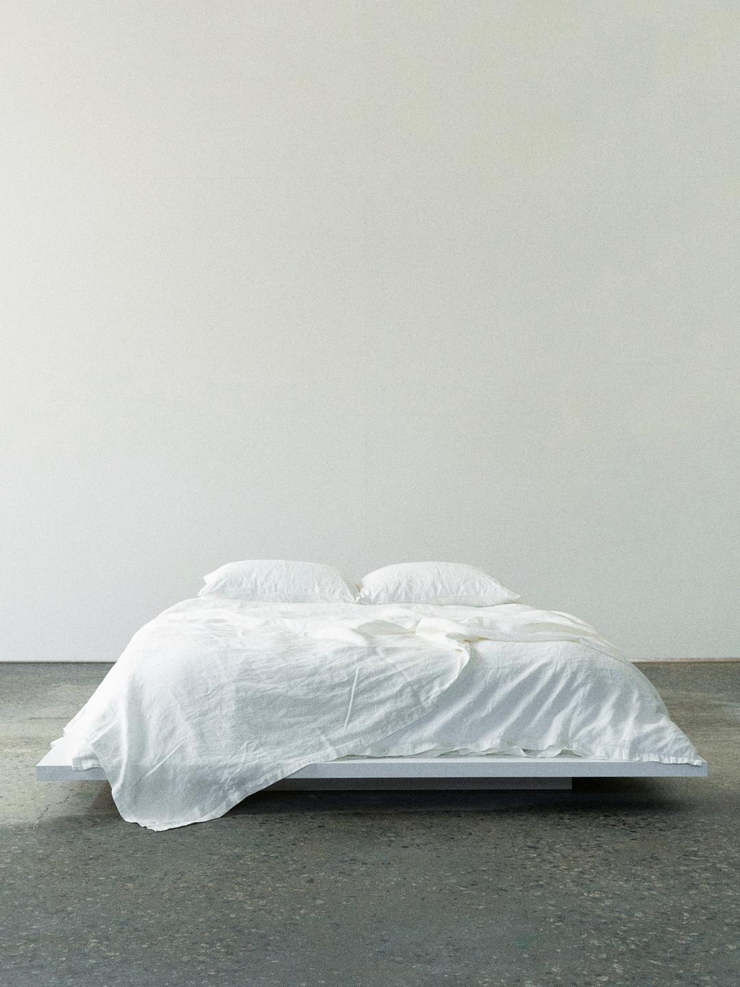 French linen bedding (White)