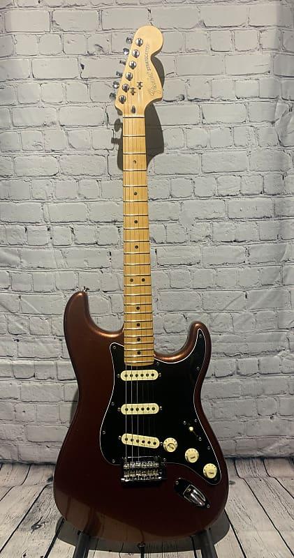 Fender Deluxe Roadhouse Stratocaster with Maple Fretboard 2016 - 2021 Classic Copper
