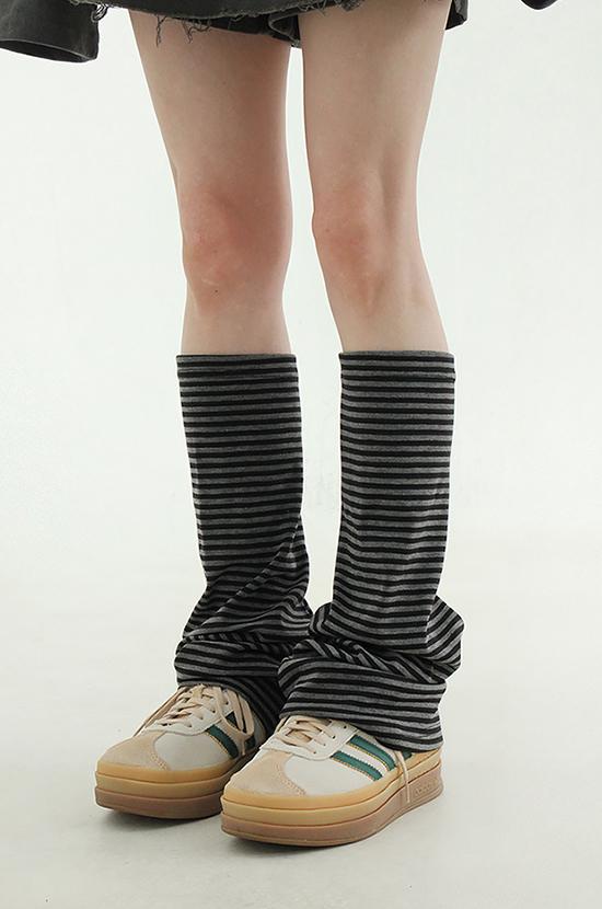 로컬맨션 stripe leg warmer