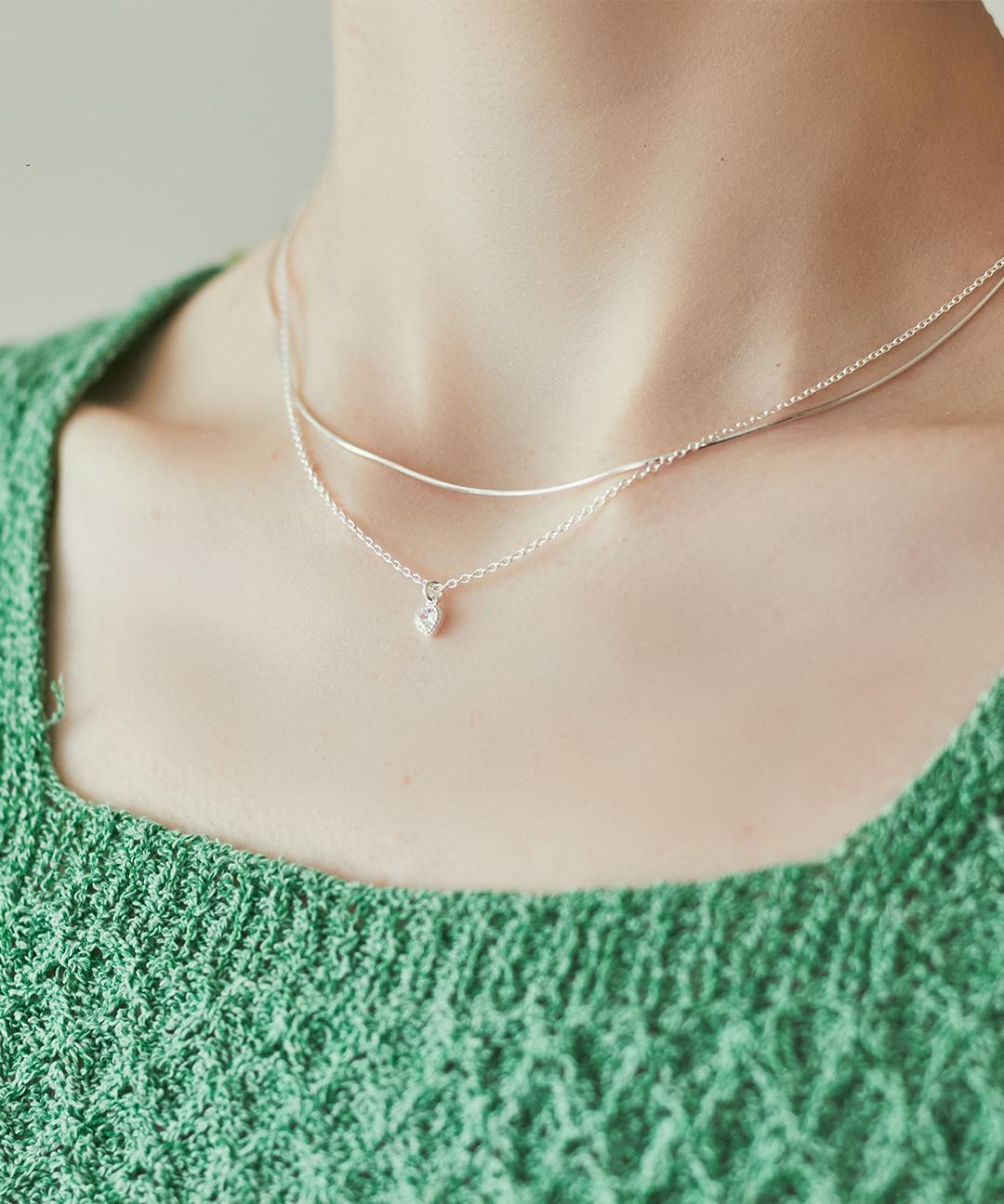 챠미 [에스파 윈터,헤이즈 착용] silver heart layered-necklace