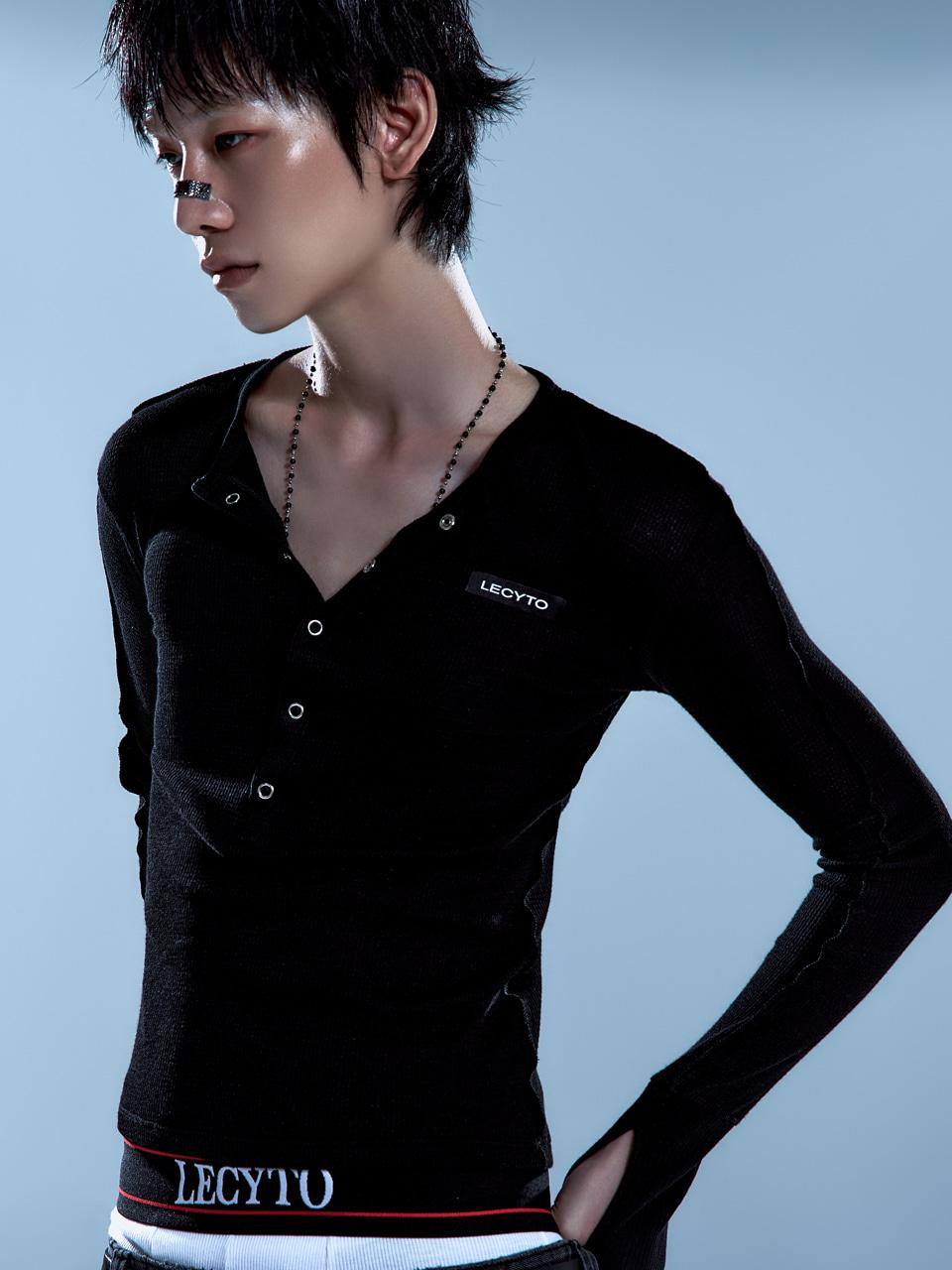 Henley Neck Waffle Slim T-shirt_[Black]