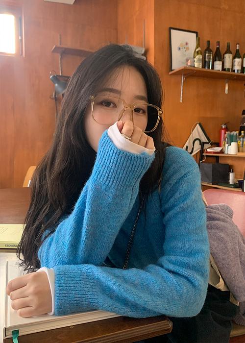 모모 브이넥스탠다드니트 (6color)