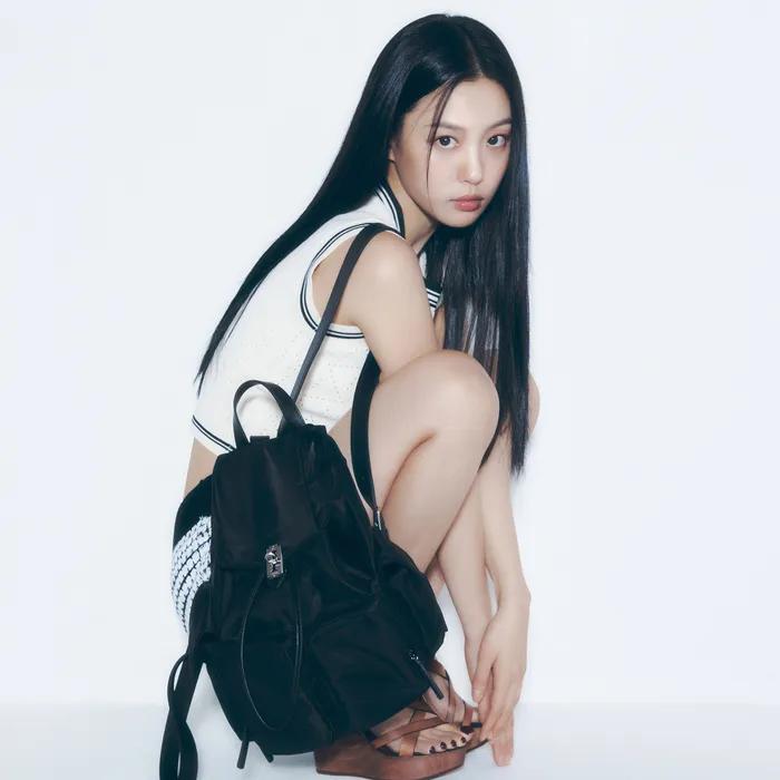 [고민시 PICK] Hey Double Pocket Backpack M (헤이 더블 포켓 백팩 미듐)_4colors