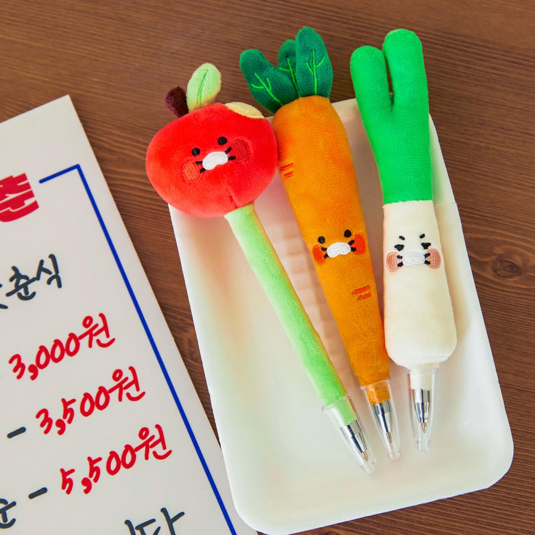 "폭신폭신하고 통통한" 맛삼춘 볼펜 춘식이_대파/당근/사과