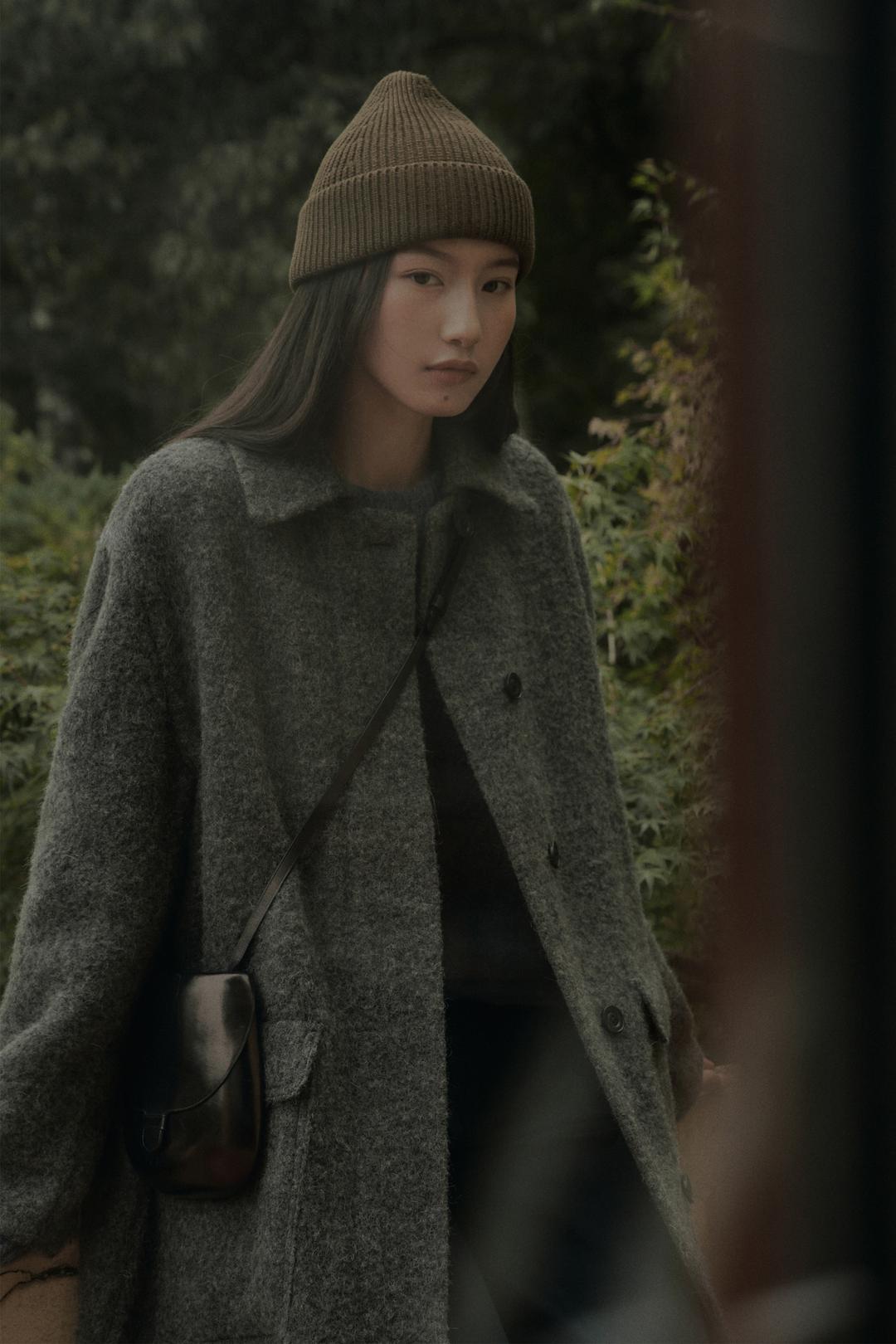 LIEBE ALPACA LONG HAND COAT_CHARCOAL